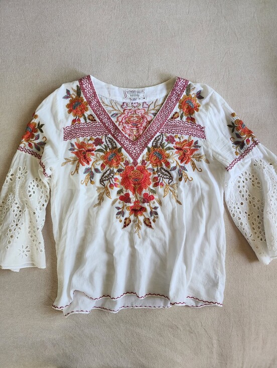 Johnny Was Tops - Johnny Was Violette Swing Blouse White with Floral Embroidery Eyelete Sleeves